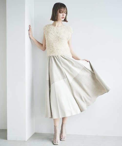 AND COUTURE(アンドクチュール)の「ふわニットノースリラメプルオーバー(ニット/セーター・レディース・ベージュ/ブルー/サックスブルー・FREE)」の7枚目の写真