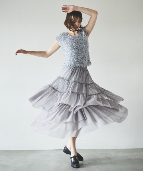 AND COUTURE(アンドクチュール)の「ふわニットノースリラメプルオーバー(ニット/セーター・レディース・ベージュ/ブルー/サックスブルー・FREE)」の17枚目の写真