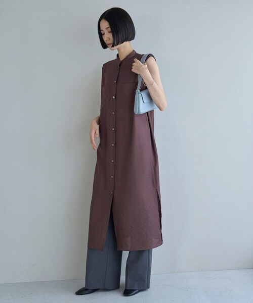 UNFILO（アンフィーロ）の「シアーサテン ロングシャツワンピース（シャツワンピース・レディース・ワイン系/ブラック系/ライトイエロー系・X-LARGE）」の22枚目の写真
