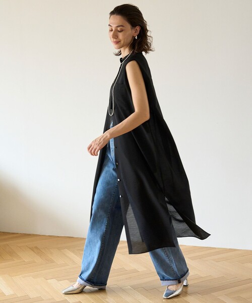 UNFILO（アンフィーロ）の「シアーサテン ロングシャツワンピース（シャツワンピース・レディース・ワイン系/ブラック系/ライトイエロー系・X-LARGE）」の18枚目の写真