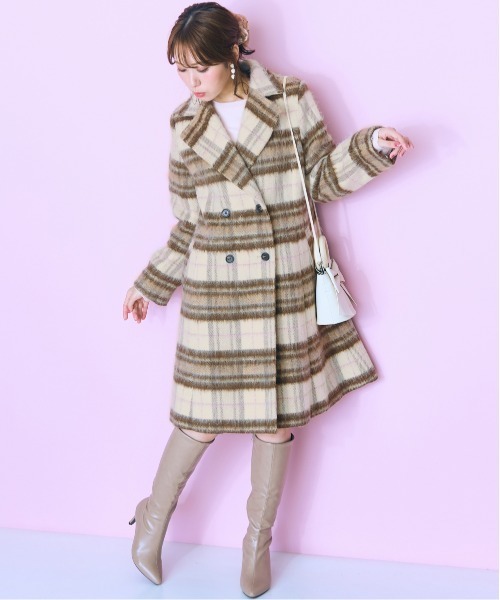 marun(マルン)の「<大きいサイズ> シャギーチェックコート marun(チェスターコート・レディース・ブラウン系・LL/L/5L/4L/3L)」の6枚目の写真