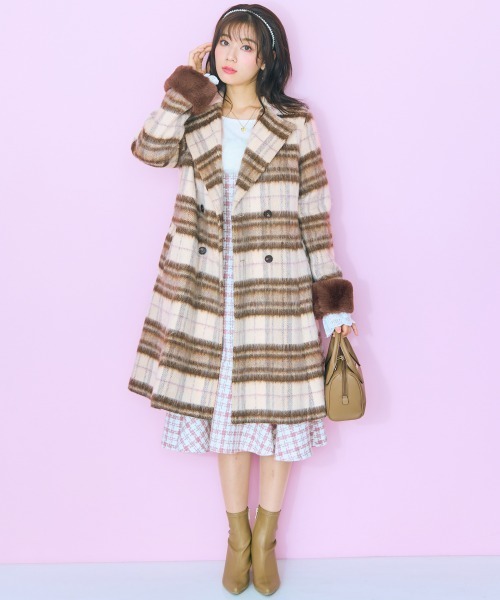 marun(マルン)の「<大きいサイズ> シャギーチェックコート marun(チェスターコート・レディース・ブラウン系・LL/L/5L/4L/3L)」の17枚目の写真