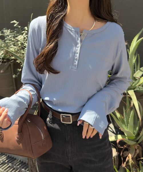 KOBE LETTUCE（コウベレタス）の「ヘンリーネックリブロンT（Tシャツ/カットソー・レディース・ブラウン/グレー/アイボリー/スミクロ/ピンク/ネイビー/グレイッシュベージュ/チャコール/ブルー/チョコ/カーキ/レッド・M）」の10枚目の写真