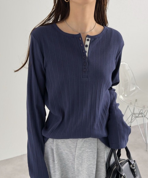 KOBE LETTUCE（コウベレタス）の「ヘンリーネックリブロンT（Tシャツ/カットソー・レディース・ブラウン/グレー/アイボリー/スミクロ/ピンク/ネイビー/グレイッシュベージュ/チャコール/ブルー/チョコ/カーキ/レッド・M）」の9枚目の写真