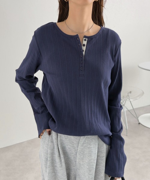 KOBE LETTUCE（コウベレタス）の「ヘンリーネックリブロンT（Tシャツ/カットソー・レディース・ブラウン/グレー/アイボリー/スミクロ/ピンク/ネイビー/グレイッシュベージュ/チャコール/ブルー/チョコ/カーキ/レッド・M）」の21枚目の写真