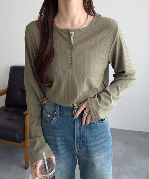 KOBE LETTUCE（コウベレタス）の「ヘンリーネックリブロンT（Tシャツ/カットソー・レディース・ブラウン/グレー/アイボリー/スミクロ/ピンク/ネイビー/グレイッシュベージュ/チャコール/ブルー/チョコ/カーキ/レッド・M）」の19枚目の写真