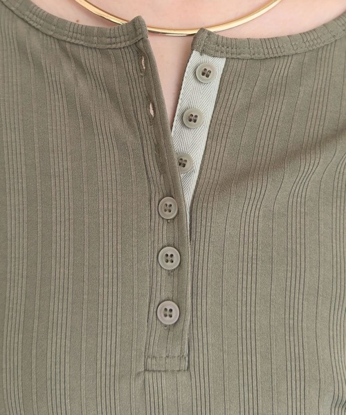 KOBE LETTUCE（コウベレタス）の「ヘンリーネックリブロンT（Tシャツ/カットソー・レディース・ブラウン/グレー/アイボリー/スミクロ/ピンク/ネイビー/グレイッシュベージュ/チャコール/ブルー/チョコ/カーキ/レッド・M）」の15枚目の写真