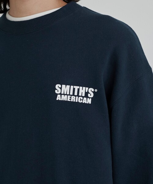 SMITH'S(スミス)の「SMITH'S(スミス)別注グラフィックプリントスウェット(WEB限定カラー)(スウェット・メンズ・ブラック/ダークグリーン/グレー/ベージュ・XL/L/M)」の5枚目の写真