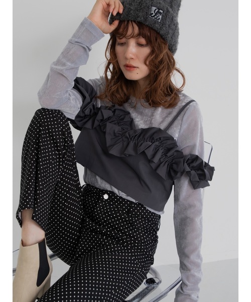 jumelle（ジュメロ）の「taffeta frill cami（キャミソール・レディース・ベージュ/グレー・MEDIUM）」の3枚目の写真