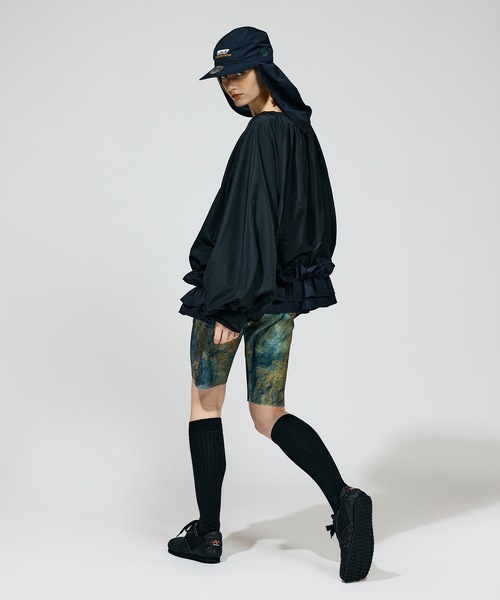 NON TOKYO（ノントーキョー）の「FRILL HEM NYLON PULLOVER（その他トップス・レディース・アイボリー/ブラック/ブルー・FREE）」の6枚目の写真