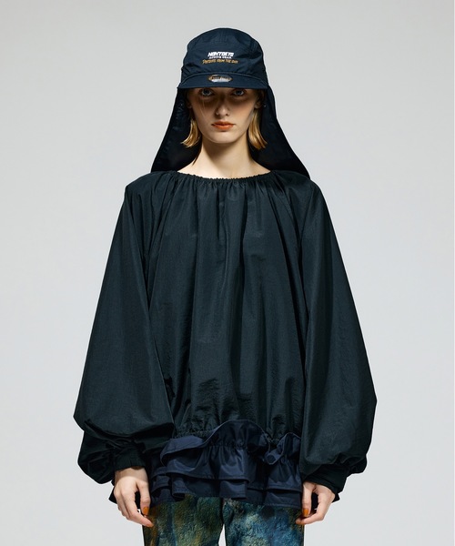 NON TOKYO（ノントーキョー）の「FRILL HEM NYLON PULLOVER（その他トップス・レディース・アイボリー/ブラック/ブルー・FREE）」の8枚目の写真