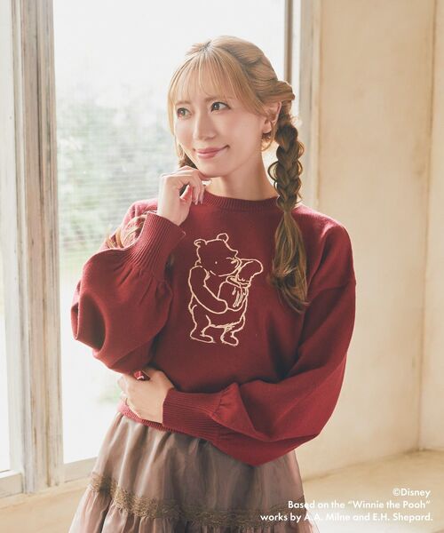 ニット セーター Classic Pooh / 刺繍ニットプルオーバー レディース セール】Classic Pooh / 刺繍ニットプルオーバー（ニット