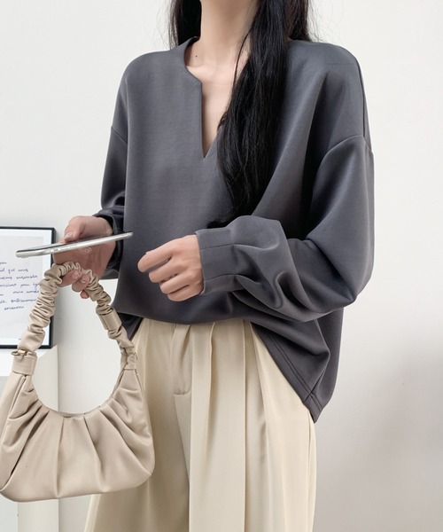 ABITOKYO（アビトーキョー）の「袖タック段ボールスウェットキーネックブラウス（スウェット・レディース・ブラック/ベージュ/チャコールグレー・XL/L/M）」の15枚目の写真