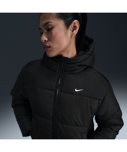 NIKE(ナイキ)の「ナイキ NIKE ナイキ NSW TF SYNFL CLSC PFR ジャケット(ダウンジャケット/コート・レディース・ホワイト/ブラック・S/M/L/XL)」の7枚目の写真