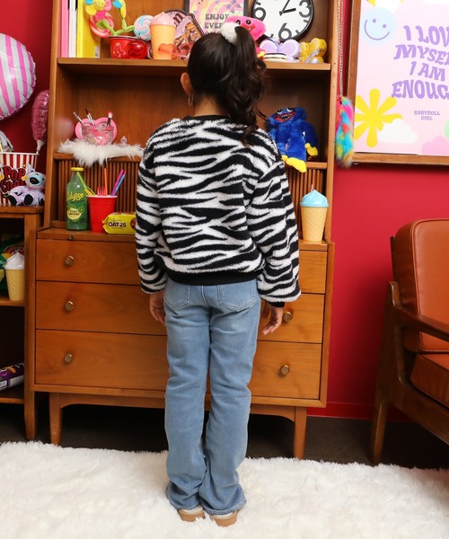 BABYDOLL（ベビードール）の「ボアトレーナー 9921K（スウェット・キッズ・ブラック/ホワイト・90cm/100cm/110cm/120cm/130cm/140cm）」の8枚目の写真