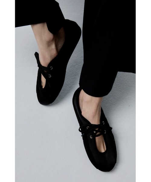 【アンノイ】un/neu　ラバーソールレースアップバレエシューズ　ブラック ラバーソールレースアップバレエシューズ / 軽量（バレエシューズ