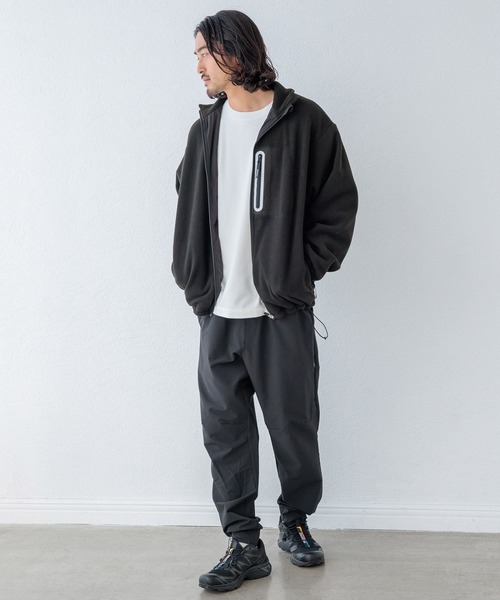 HEREIAM（ヘレイアム）の「【HEREIAM MEN】コントラストフリースZIP（その他アウター・メンズ・ブラック/アイボリー・LARGE/MEDIUM）」の11枚目の写真