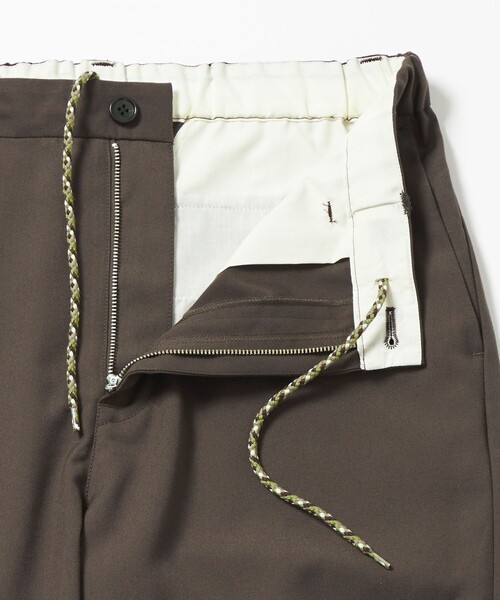 green label relaxing(グリーンレーベルリラクシング)の「【WEB限定】<GLR or>ワイド テーパード パンツ(その他パンツ・メンズ・ブラック/ダークブラウン・M/L)」の19枚目の写真