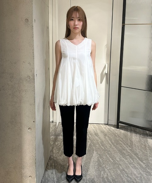 JENNE(ジェンヌ)の「ラグジュアリー花束ブラウス(その他トップス・レディース・オフホワイト/ピンク/ブラック・LARGE/MEDIUM/SMALL)」の14枚目の写真