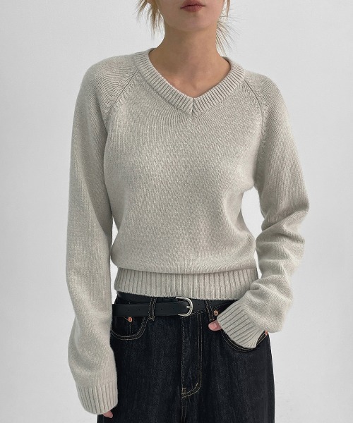 BLACKUP（ブラックアップ）の「[MADE] ステンヌVネックニット（ニット/セーター・レディース・ベージュ/ブラック/グレー・ONESIZE）」の19枚目の写真