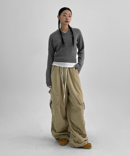 BLACKUP（ブラックアップ）の「[MADE] ステンヌVネックニット（ニット/セーター・レディース・ベージュ/ブラック/グレー・ONESIZE）」の17枚目の写真