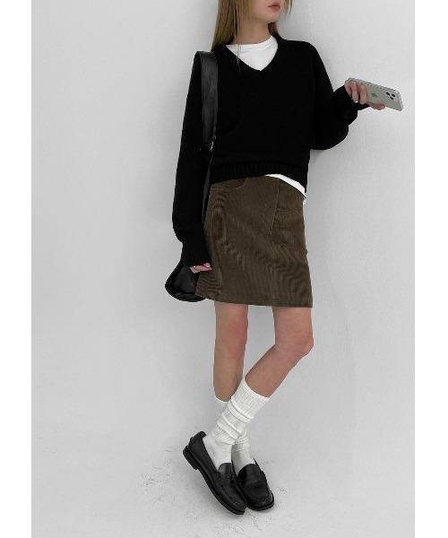 BLACKUP（ブラックアップ）の「[MADE] ステンヌVネックニット（ニット/セーター・レディース・ベージュ/ブラック/グレー・ONESIZE）」の12枚目の写真