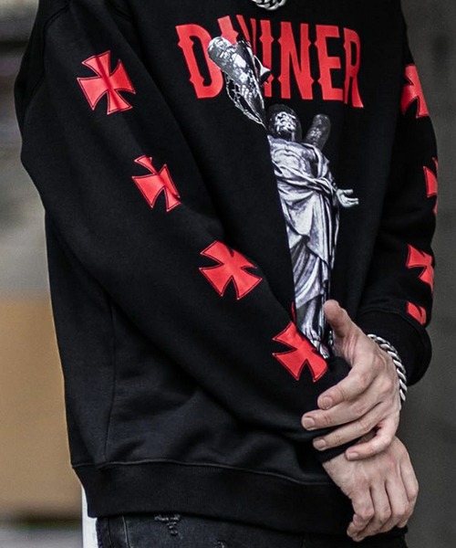 DIVINER（ディヴァイナー）の「Judgment　Sweat　Shirt （ブラック×レッド（Tシャツ/カットソー・メンズ・ブラック・M/L）」の2枚目の写真