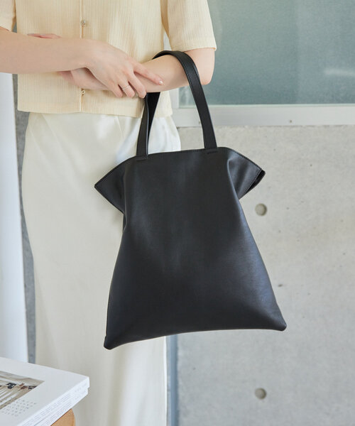 gemeil（ジェムイル）の「巾着トートバッグ (PT-211)（トートバッグ・レディース・グレイッシュベージュ/ブラック・FREE）」の6枚目の写真