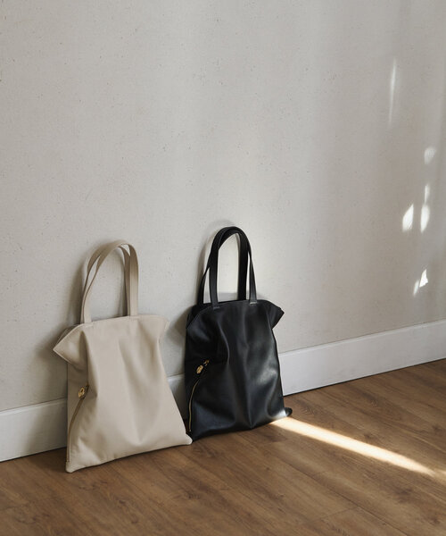 gemeil（ジェムイル）の「巾着トートバッグ (PT-211)（トートバッグ・レディース・グレイッシュベージュ/ブラック・FREE）」の20枚目の写真