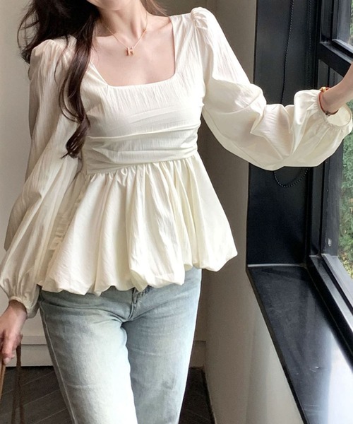 GLAMOROUS JANE(グラマラスジェーン)の「スクエアネック裾バルーンペプラムトップス(シャツ/ブラウス・レディース・ブラック/ホワイト・FREE)」の13枚目の写真