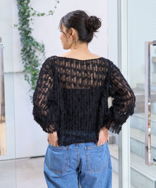 EMMA ROUGE VIF(エマルージュヴィフ)の「【一部店舗限定】フェザーチュールブラウス(シャツ/ブラウス・レディース・アイボリー/ブラック・フリー)」の10枚目の写真