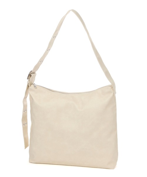 LAKOLE(ラコレ)の「ソフトハトメショルダーバッグ / 321083(ショルダーバッグ・レディース・オフホワイト/ブラック/ブラウン/ライトブラウン/キャメル・FREE)」の21枚目の写真