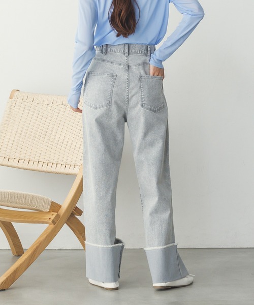 hunch（ハンチ）の「ロールアップ ワイドストレートデニムパンツ（デニムパンツ・レディース・ライトインディゴブルー/グレー/ワンウォッシュ・FREE）」の8枚目の写真