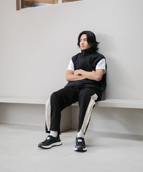b/m（ビーエム）の「【MoonStar／ムーンスター】B/Mゴープ メンズ/レディース スニーカー（スニーカー・メンズ・ブラック・28.0cm/27.0cm/26.5cm/26.0cm/25.5cm/25.0cm/24.5cm/23.5cm/23.0cm/22.5cm/22.0cm/24.0cm）」の4枚目の写真