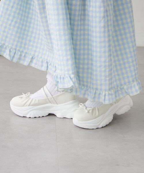 w closet（ダブルクローゼット）の「【2WAY/リボン付き】バレエ厚底シューズ（ブーツ・レディース・ピンク/ブラック/オフホワイト・SMALL/MEDIUM/LARGE）」の9枚目の写真