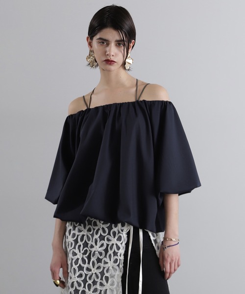 ROSE BUD（ローズバッド）の「バルーンブラウス（シャツ/ブラウス・レディース・レッド/ネイビー・ONE SIZE）」の2枚目の写真