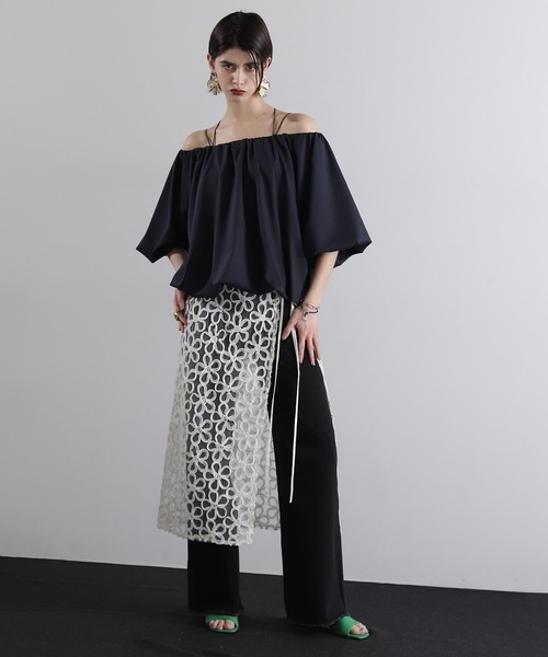 ROSE BUD（ローズバッド）の「バルーンブラウス（シャツ/ブラウス・レディース・レッド/ネイビー・ONE SIZE）」の4枚目の写真