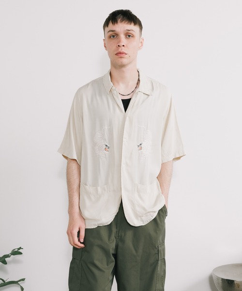 REMI RELIEF(レミレリーフ)の「REMI RELIEF/レミレリーフ レーヨンツイル スカ柄 S/S SHIRT(刺繍) 半袖シャツ(シャツ/ブラウス・メンズ・オフホワイト/ネイビー・M/L/XL)」の16枚目の写真