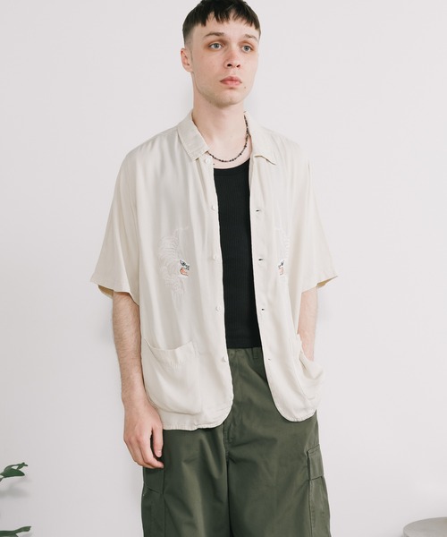 REMI RELIEF(レミレリーフ)の「REMI RELIEF/レミレリーフ レーヨンツイル スカ柄 S/S SHIRT(刺繍) 半袖シャツ(シャツ/ブラウス・メンズ・オフホワイト/ネイビー・M/L/XL)」の19枚目の写真
