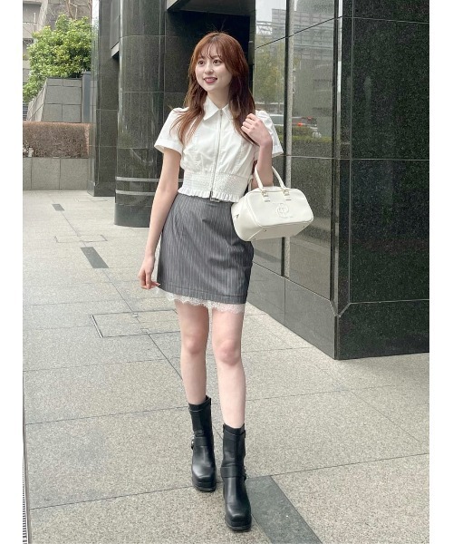 ◆PRADA◆ エンベリッシュド ローカットヘム ミニスカート ホワイト エンベリッシュド レザー ミニスカート | PRADA