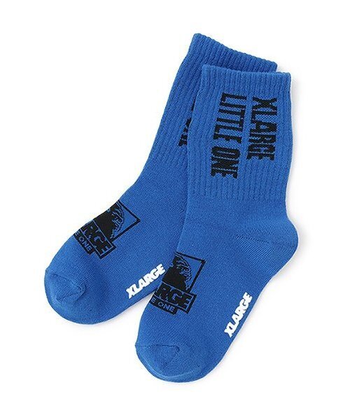 XLARGE KIDS（エクストララージキッズ）の「バーチカルロゴクルーソックス（ソックス/靴下・キッズ・ホワイト/ブラック/ブルー・13-15cm/19-21cm/15-17cm/17-19cm）」の3枚目の写真