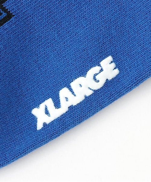 XLARGE KIDS（エクストララージキッズ）の「バーチカルロゴクルーソックス（ソックス/靴下・キッズ・ホワイト/ブラック/ブルー・13-15cm/19-21cm/15-17cm/17-19cm）」の4枚目の写真