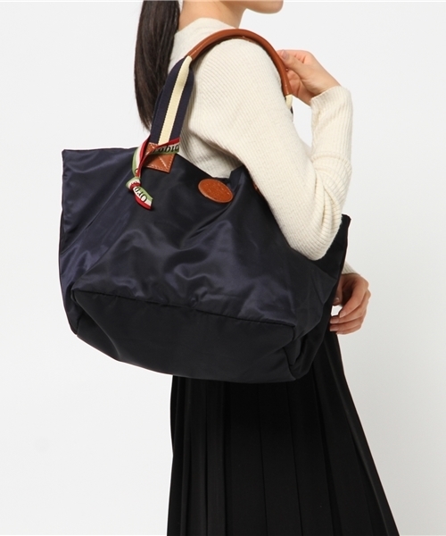 Orobianco（オロビアンコ）の「OROBIANCO:OSTRIKA BIG（トートバッグ・レディース・ナチュラル/ネイビー/オリーブ・ONE SIZE）」の4枚目の写真