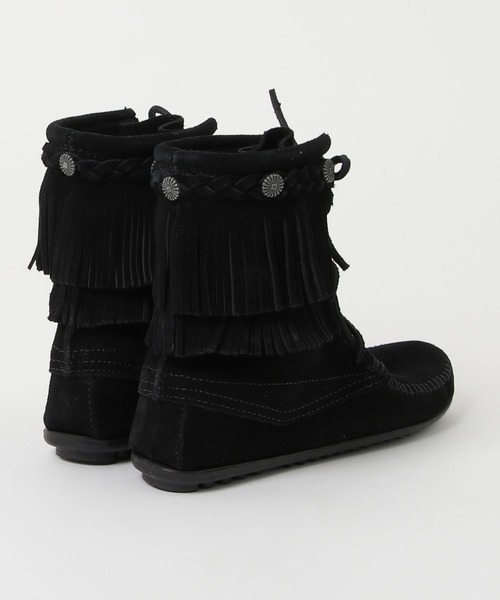 Minnetonka(ミネトンカ)の「【MINNETONKA】ダブルフリンジ トランパー ブーツ DOUBLE FRINGE TRAMPER BOOTS(ブーツ・レディース・グレー/ブラウン/ブラック・6/5)」の4枚目の写真