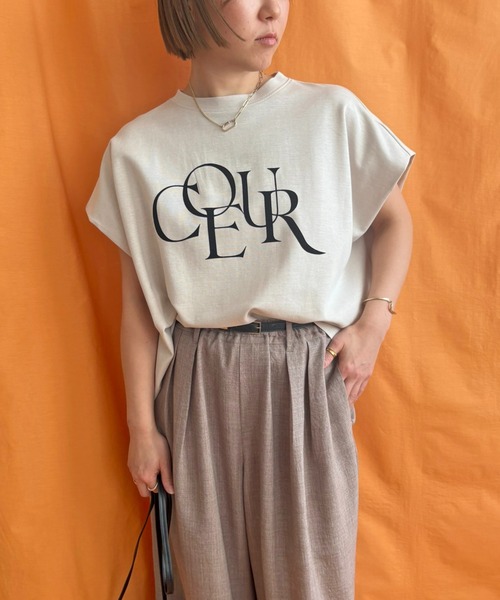 LHELBIE（レルビエ）の「フロッキーロゴボックスTシャツ（Tシャツ/カットソー・レディース・ベージュ/チャコールグレー/オフホワイト・M）」の22枚目の写真