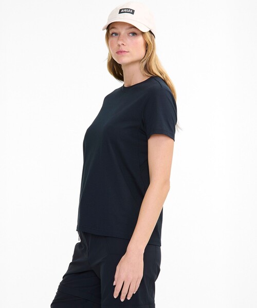 AIGLE(エーグル)の「抗菌 速乾 ショートスリーブ 半袖Tシャツ(Tシャツ/カットソー・レディース・ブラック/ダークグリーン/バーガンディー・S/M/L/XS)」の9枚目の写真
