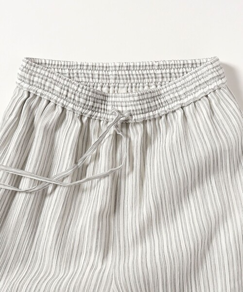 B:MING by BEAMS（ビーミングバイビームス）の「シアー ストライプ パンツ（S～M）（その他パンツ・レディース・チャコールグレー/ブラウン系その他・SMALL/MEDIUM）」の5枚目の写真