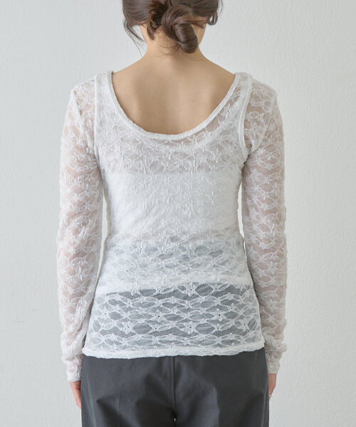 SHENERY(シーナリー)の「《ヘルシーな肌見せ》レイヤードUネックレースカットソー(Tシャツ/カットソー・レディース・オフホワイト/ブラック・FREE)」の20枚目の写真