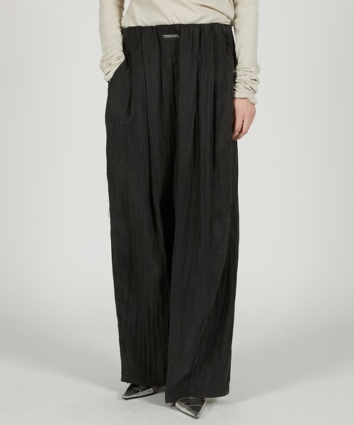 PRANK PROJECT（プランクプロジェクト）の「【Pre-Order】サテンギャザーバルーンパンツ / Satin Gathered Balloon Pants（その他パンツ・レディース・ホワイト/マルチ/ブラック・36/38）」の22枚目の写真