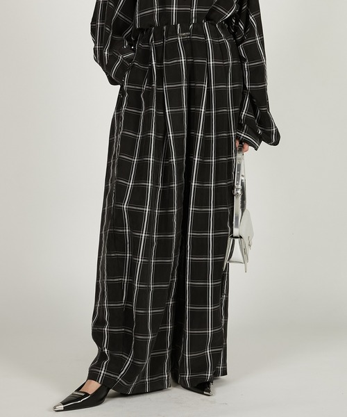 PRANK PROJECT（プランクプロジェクト）の「【Pre-Order】サテンギャザーバルーンパンツ / Satin Gathered Balloon Pants（その他パンツ・レディース・ホワイト/マルチ/ブラック・36/38）」の17枚目の写真